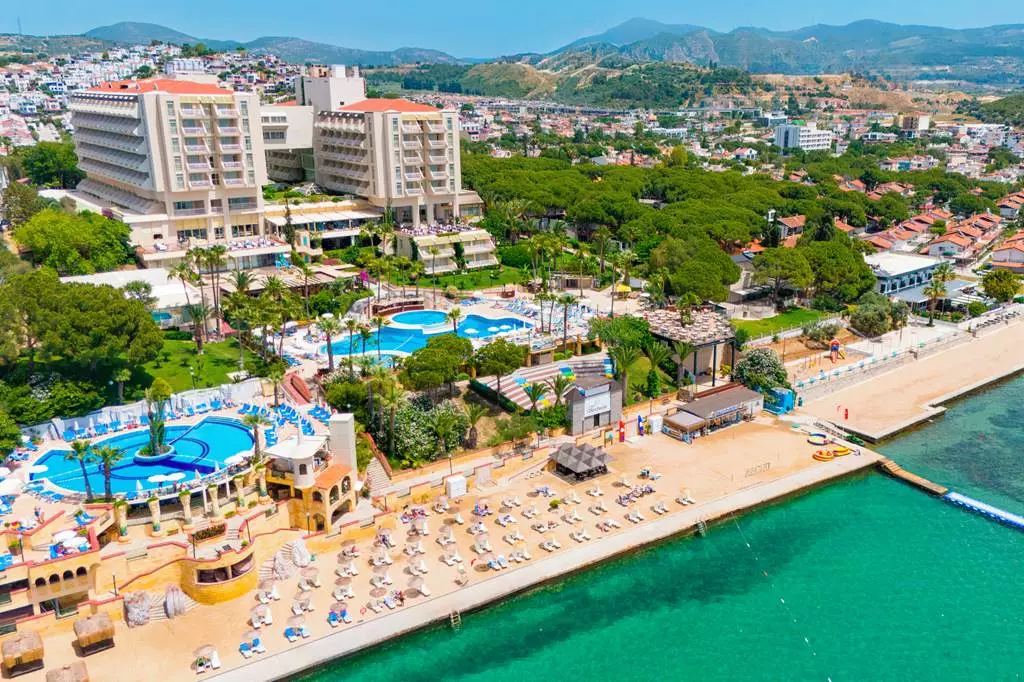 فانتاسیا دلوکس